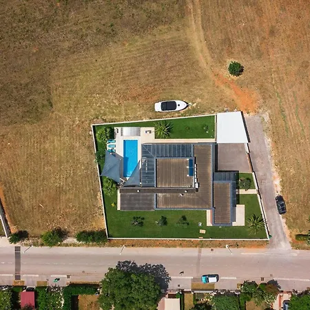 Дом отдыха Lena Lux