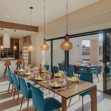 Lena Lux Vakantiehuis Pula