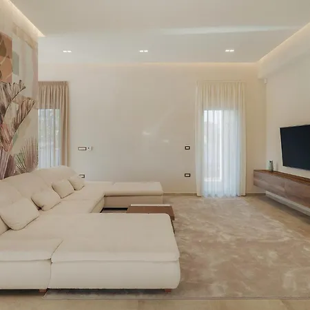 度假居 Lena Lux *