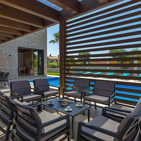 Σπίτι διακοπών Lena Lux