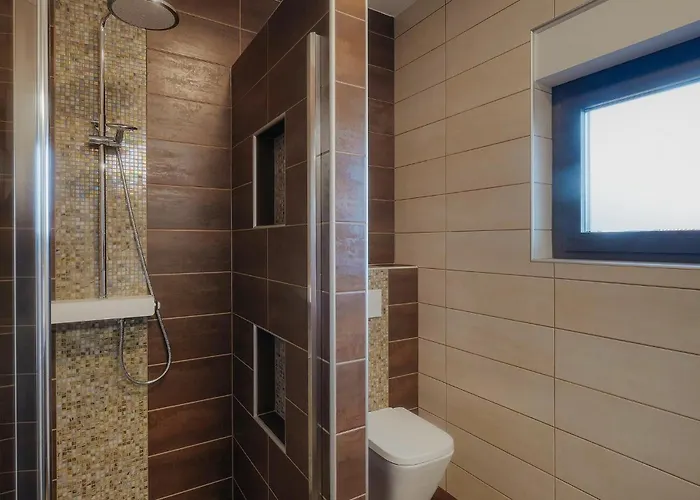 Lena Lux Σπίτι διακοπών